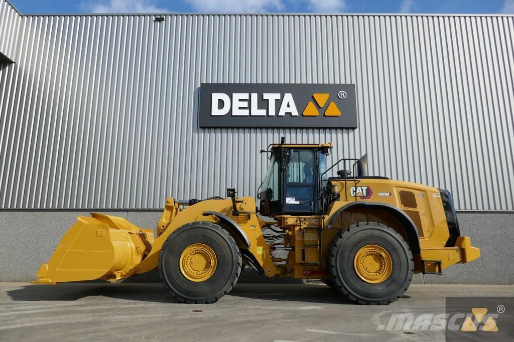 CAT 980M Kolesové nakladače