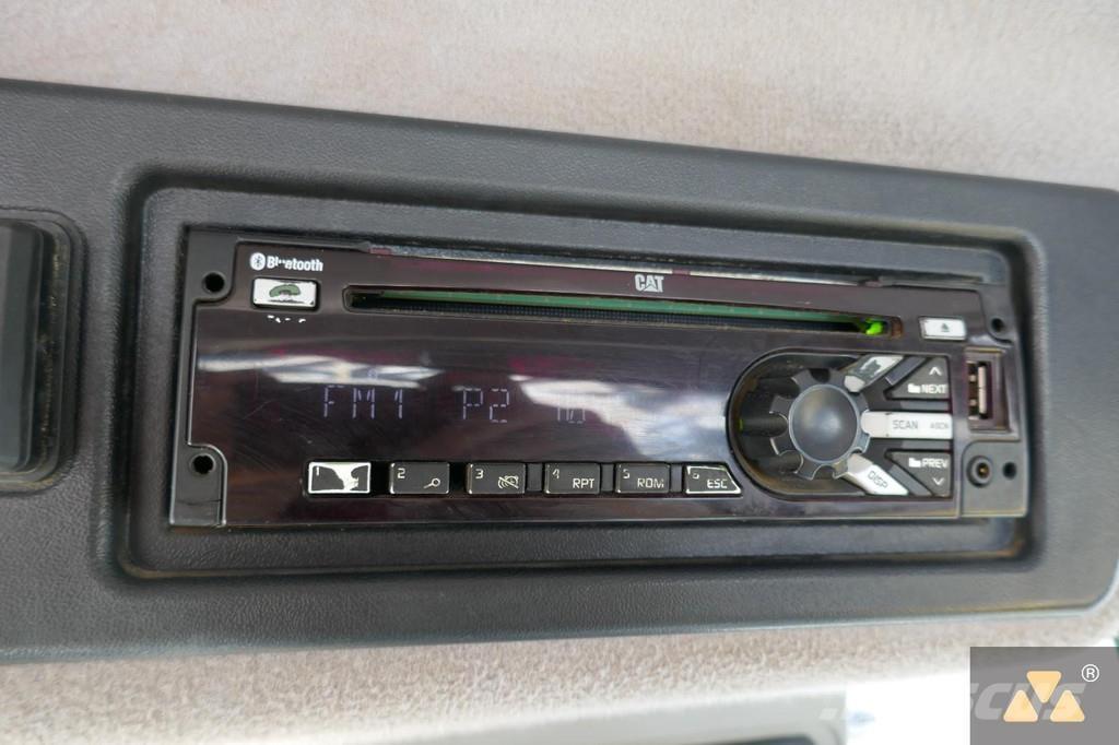 CAT 980M Kolesové nakladače