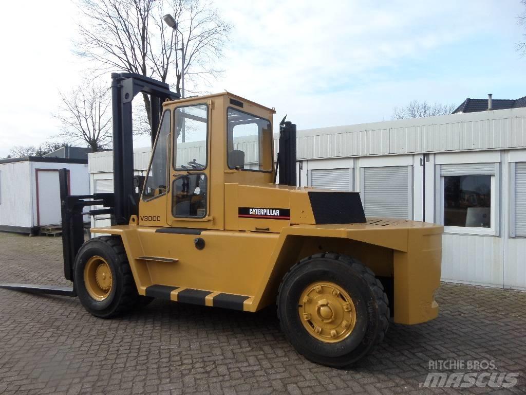 CAT V 300 C Dieselové vozíky