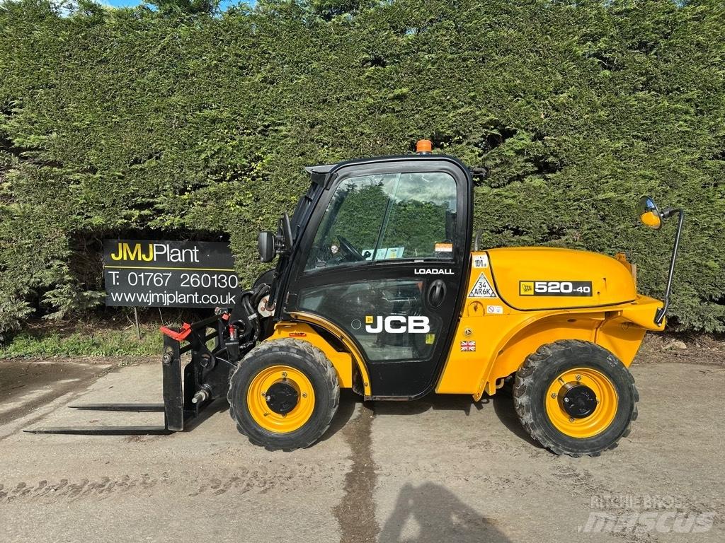 JCB 520-40 Teleskopické manipulátory