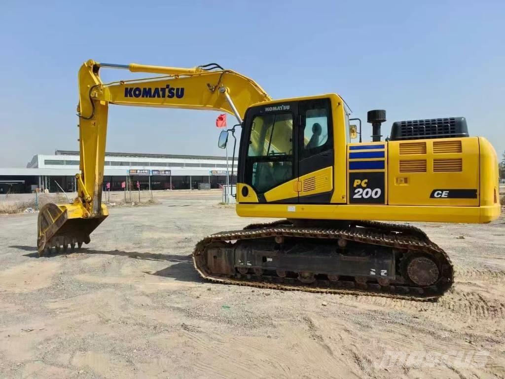 Komatsu PC 200-8N1 Pásové rýpadlá