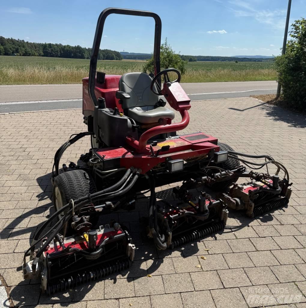 Toro Reelmaster 3575 Kosačky fervejí