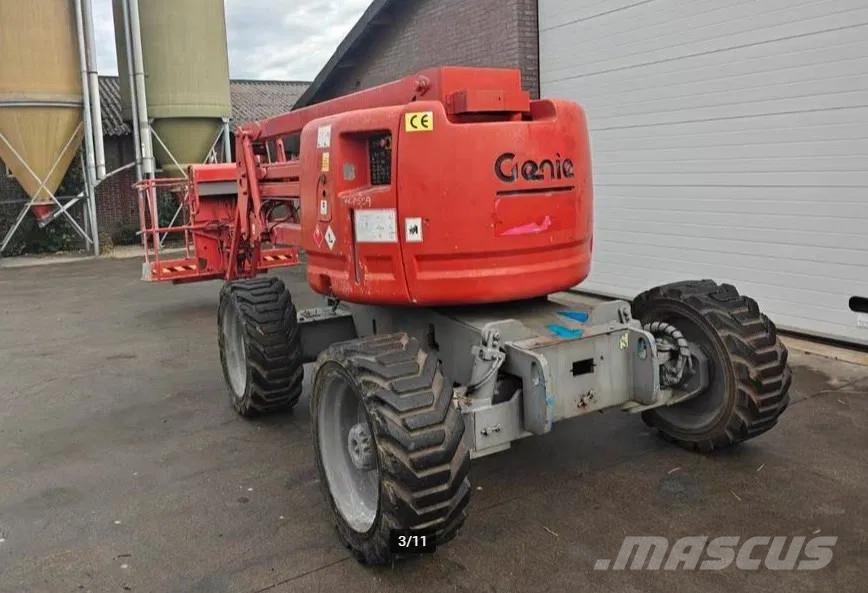 Genie Z45/25 Kĺbové plošiny