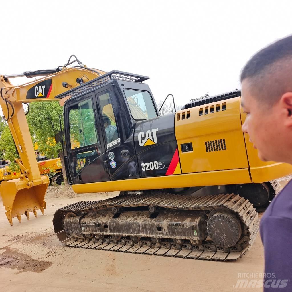 CAT 320 D Pásové rýpadlá