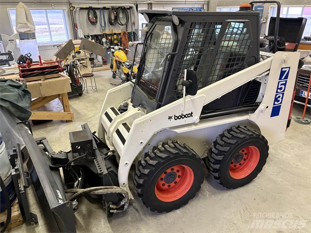 Bobcat 753 Mininakladače