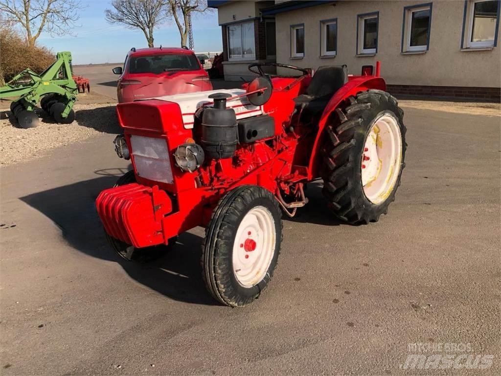 Astoa H 3000 D Traktory