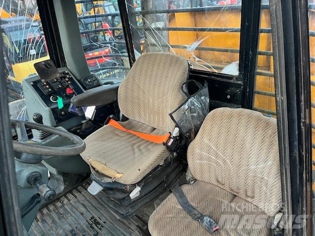 JCB 714 Kĺbové nákladné autá