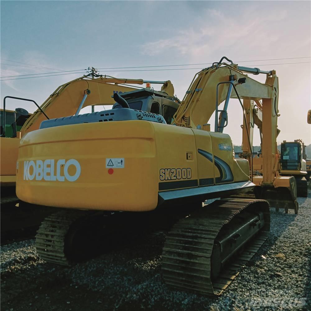 Kobelco SK200-8 Pásové rýpadlá