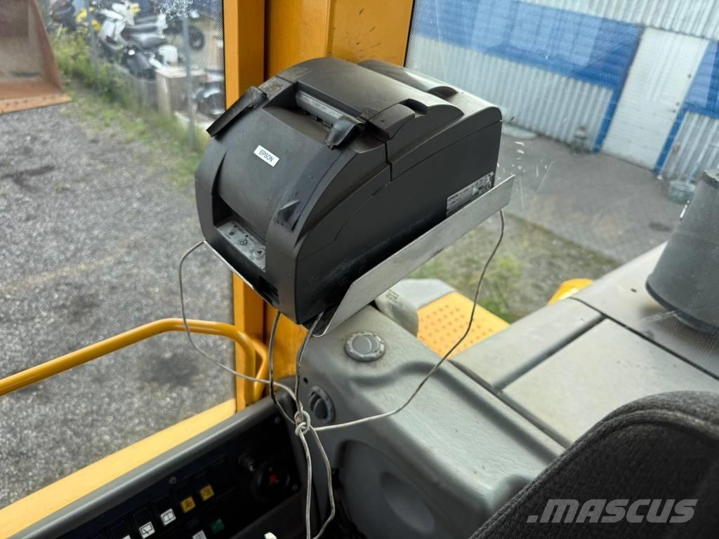 Volvo L 90 E Kolesové nakladače