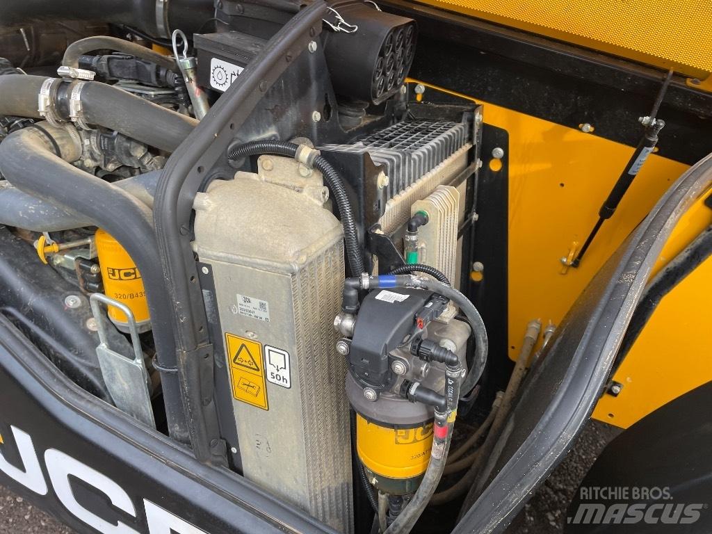 JCB 533-105 Teleskopické manipulátory