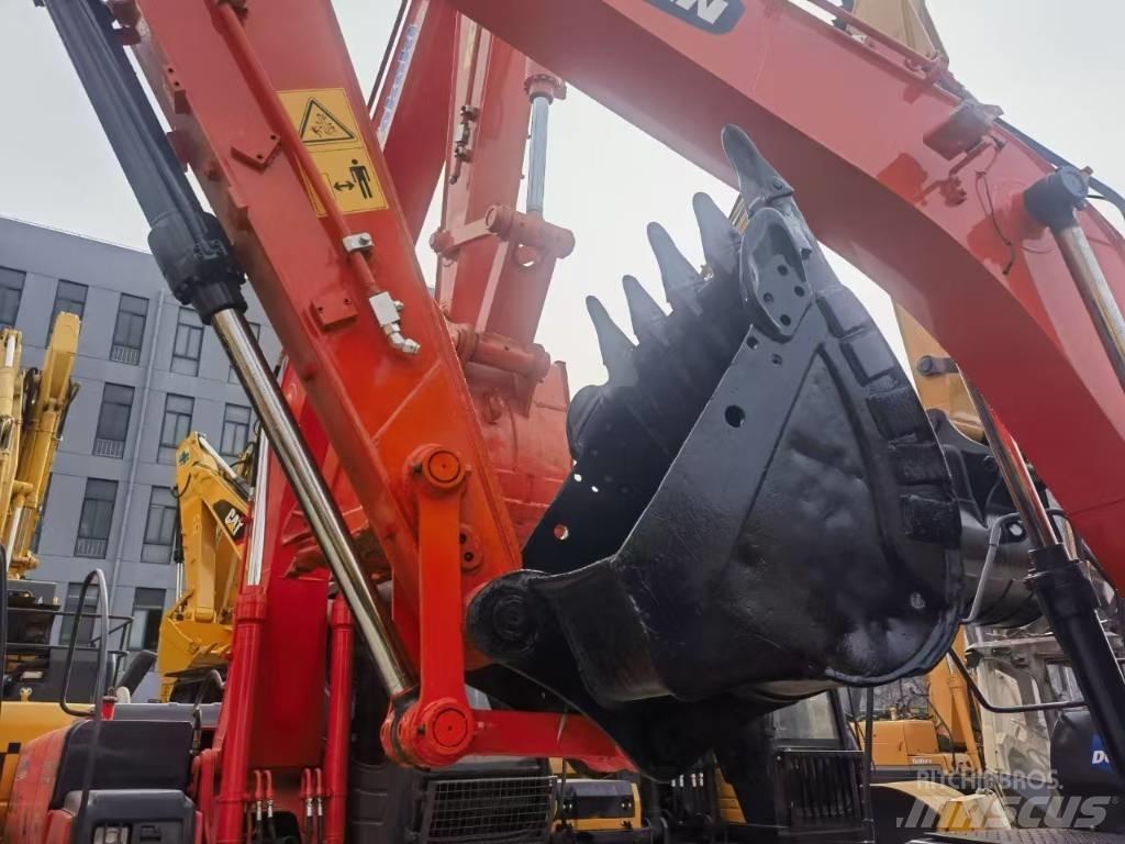 Doosan DX140LC-7 Pásové rýpadlá
