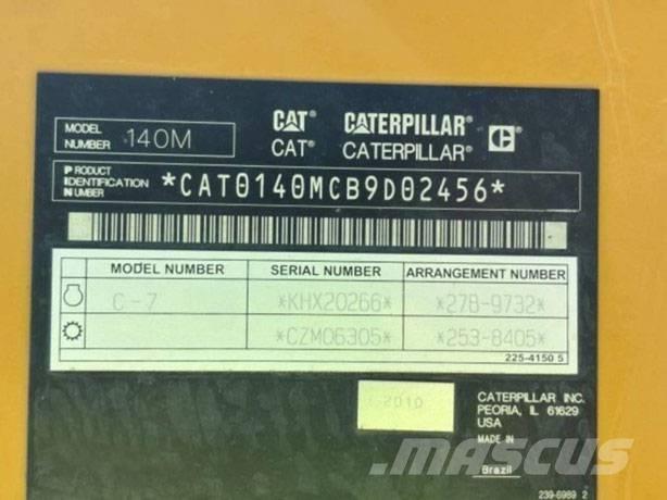 CAT 140 M Grejdery