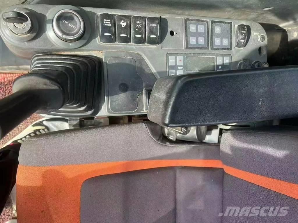 Doosan DX420LC Pásové rýpadlá