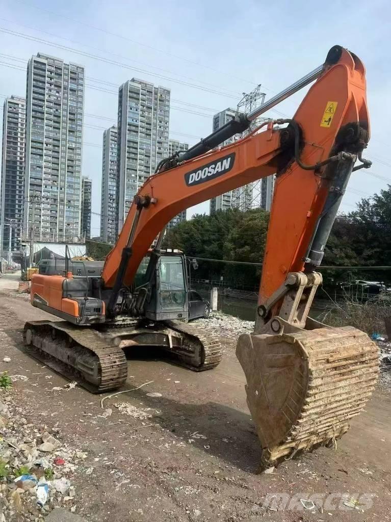 Doosan DX420LC Pásové rýpadlá