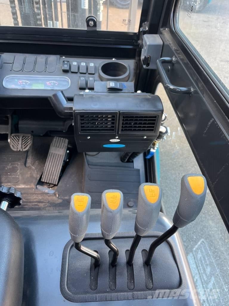 Baoli KBD35+ Triplex Dieselové vozíky