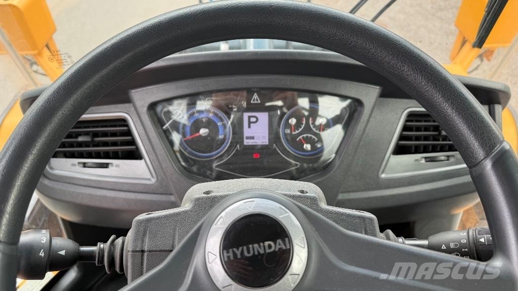 Hyundai HL 940 Kolesové nakladače