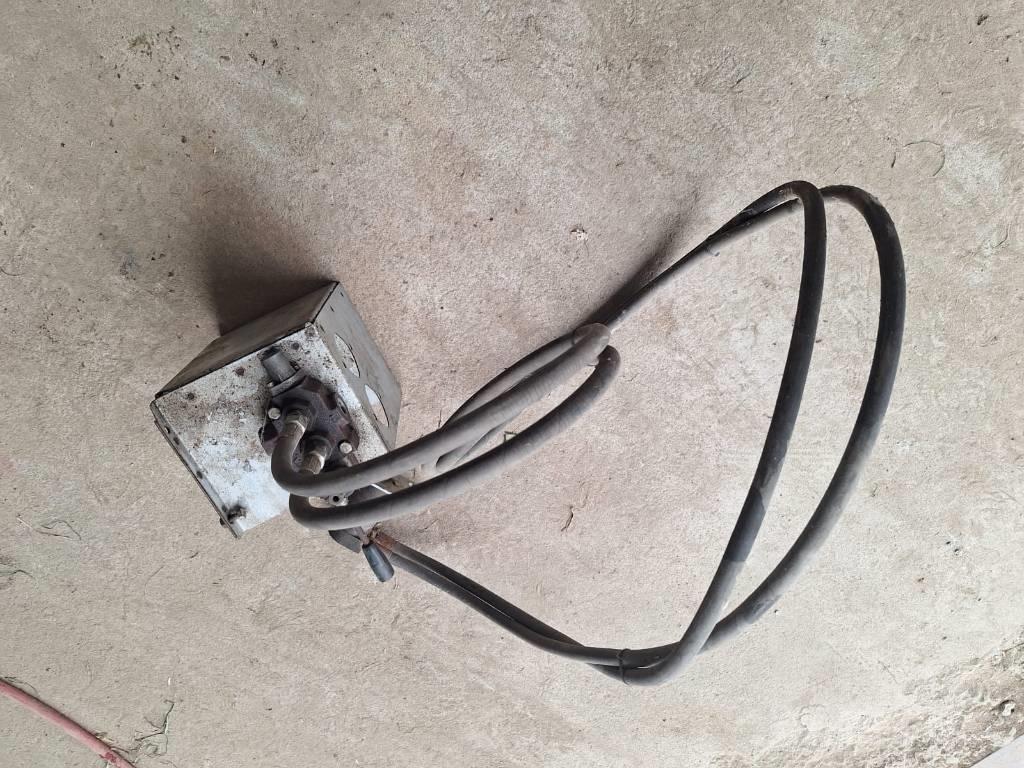 Jussi Tupla-jussi Vyklápacie prívesy