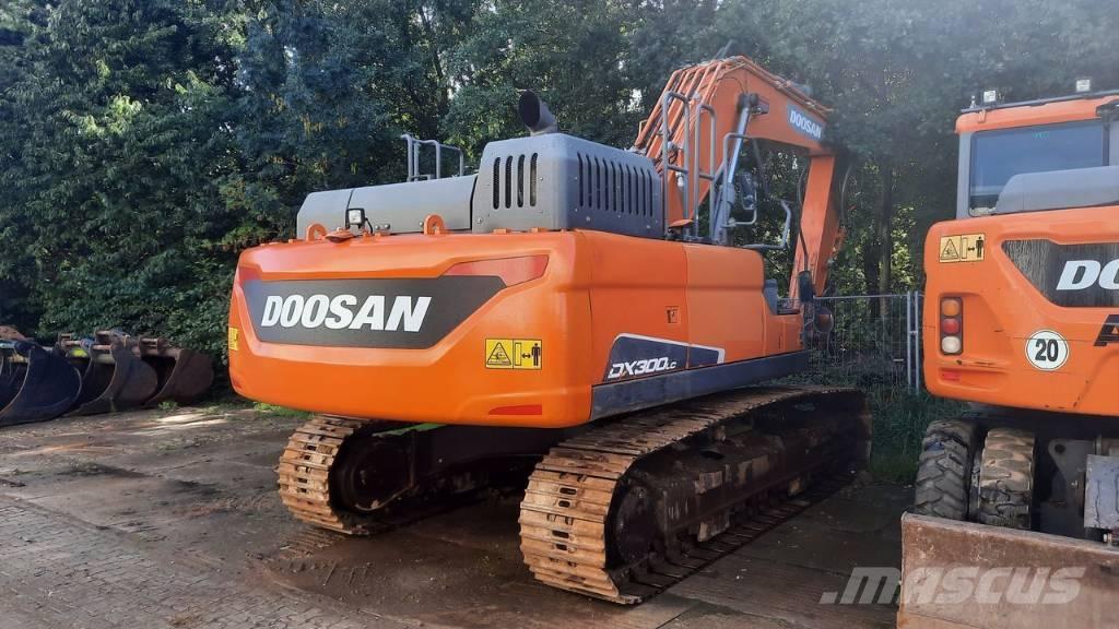 Doosan DX 300 LC-5 Pásové rýpadlá