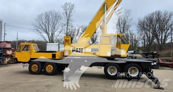 P&H T300A Autožeriavy, hydraulické ruky