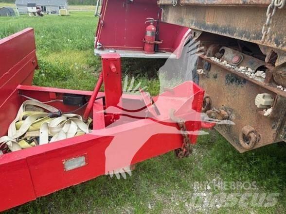 Sterling L7500 Sklápače