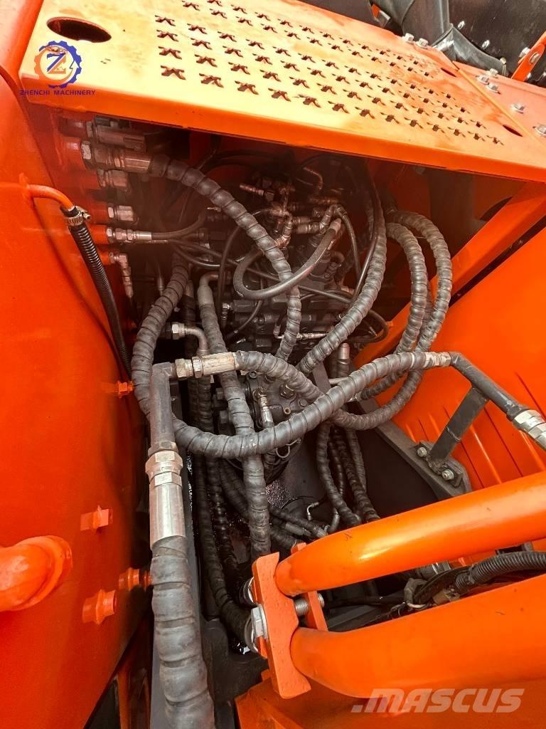 Doosan DX 150 Midi rýpadlá 7 t - 12 t