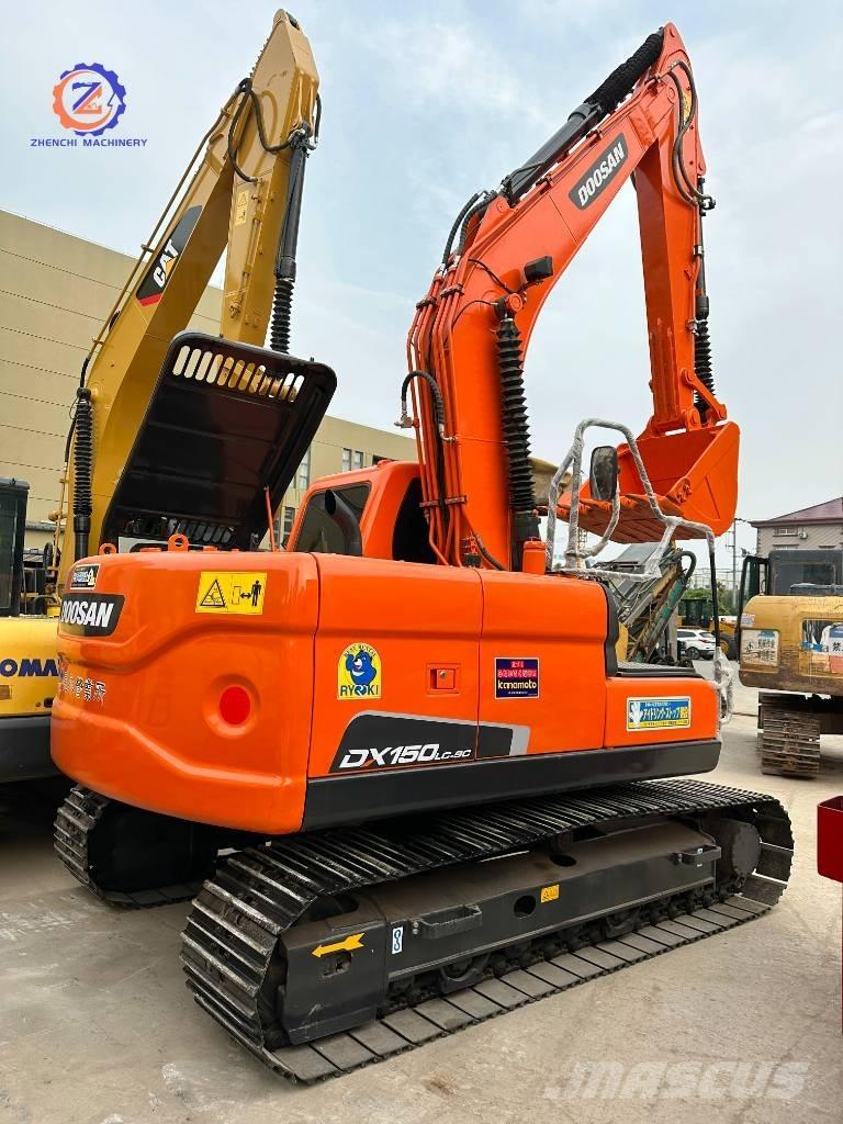 Doosan DX 150 Midi rýpadlá 7 t - 12 t