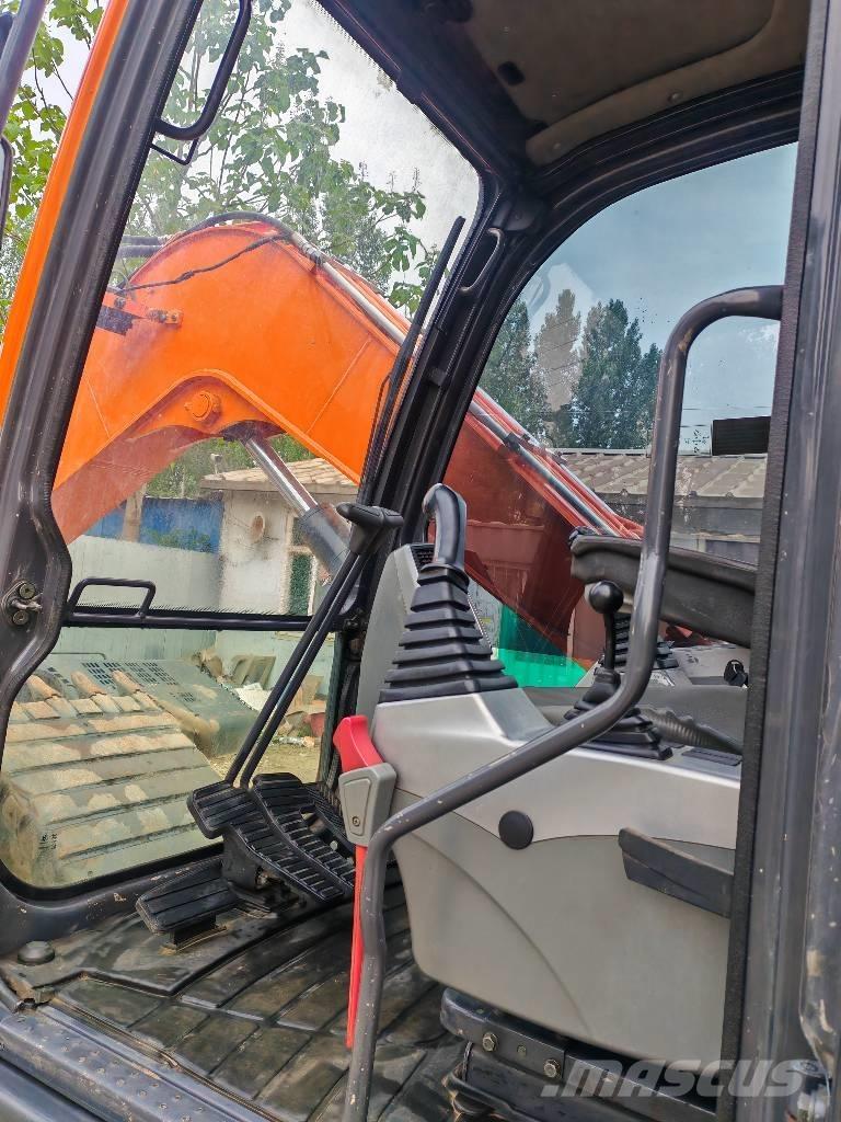 Doosan DX75-9C Midi rýpadlá 7 t - 12 t