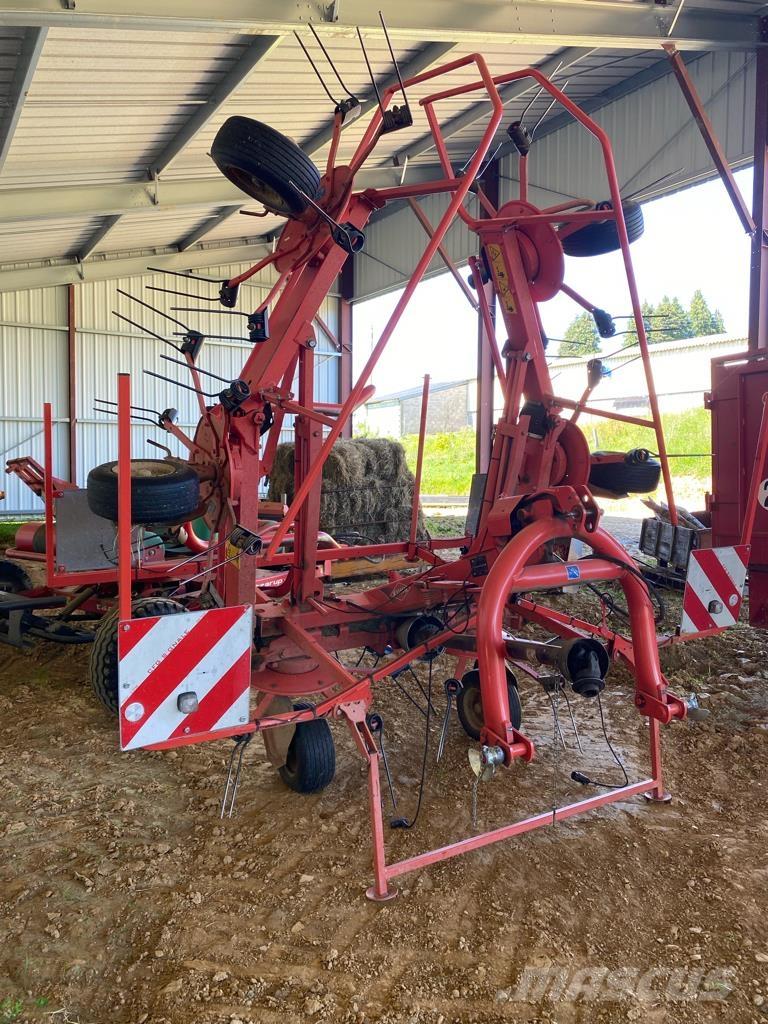 Kuhn GF 6502 Obracače a zhrabovače sena