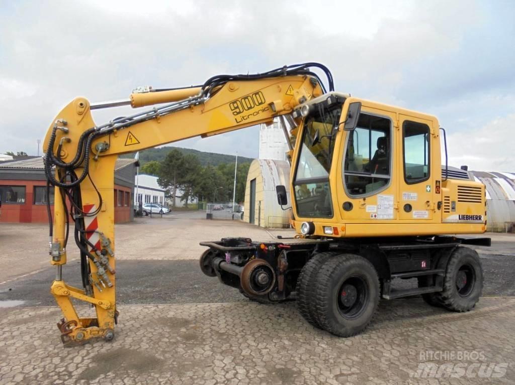Liebherr A 900 C ZW Kolesové rýpadlá