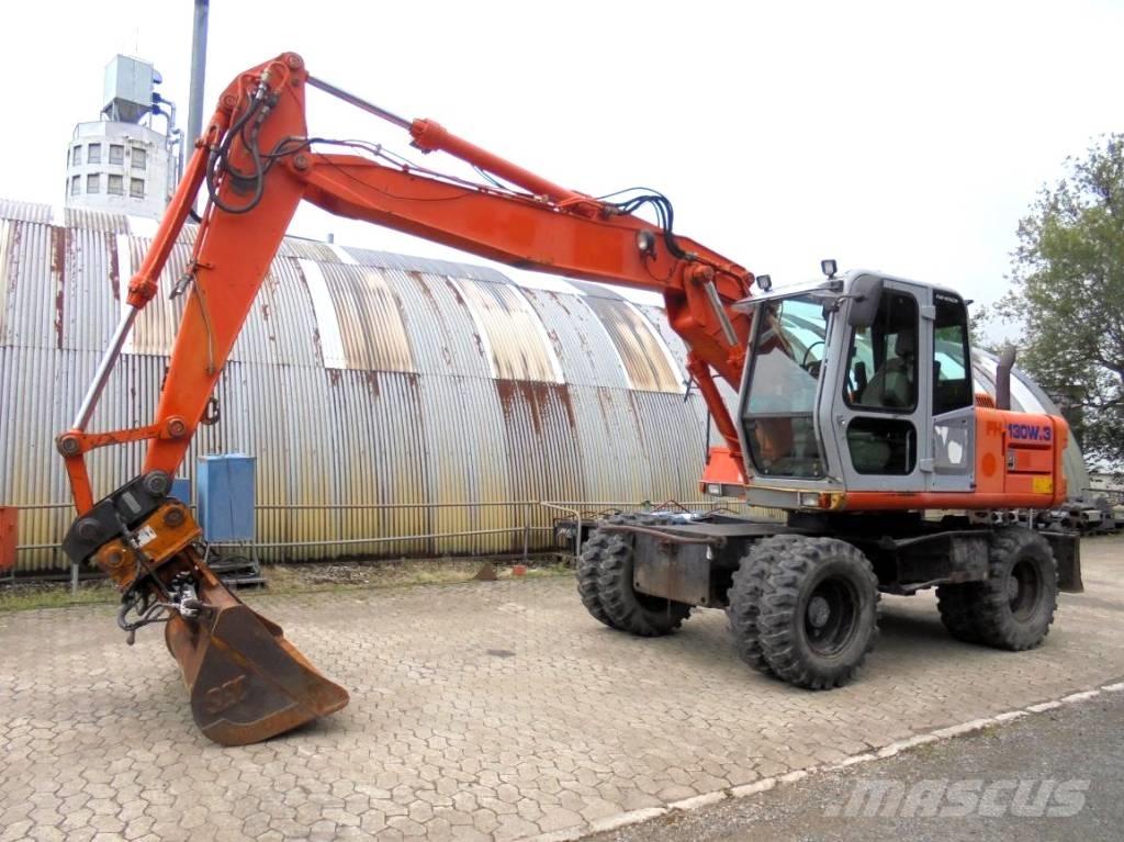 Hitachi FH 130 W-3 Kolesové rýpadlá