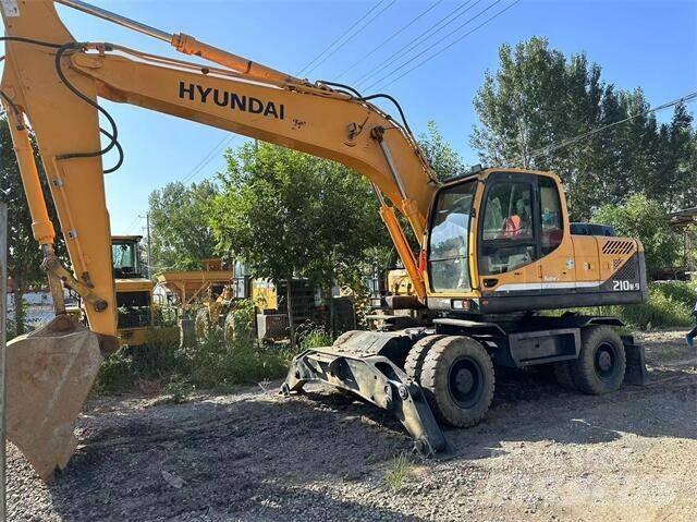Hyundai 210W Kolesové rýpadlá