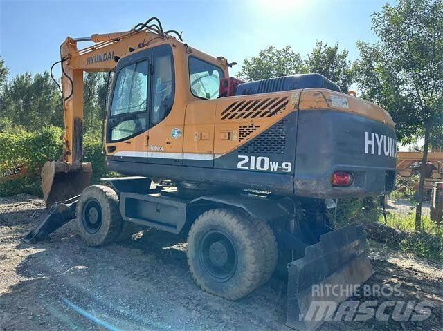 Hyundai 210W Kolesové rýpadlá