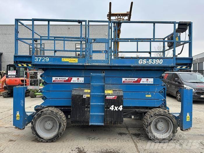 Genie GS5390 RT Nožnicové zdvíhacie plošiny