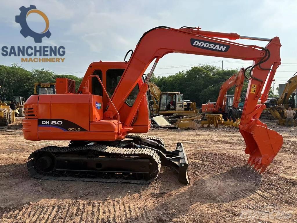 Doosan DH 80 Midi rýpadlá 7 t - 12 t