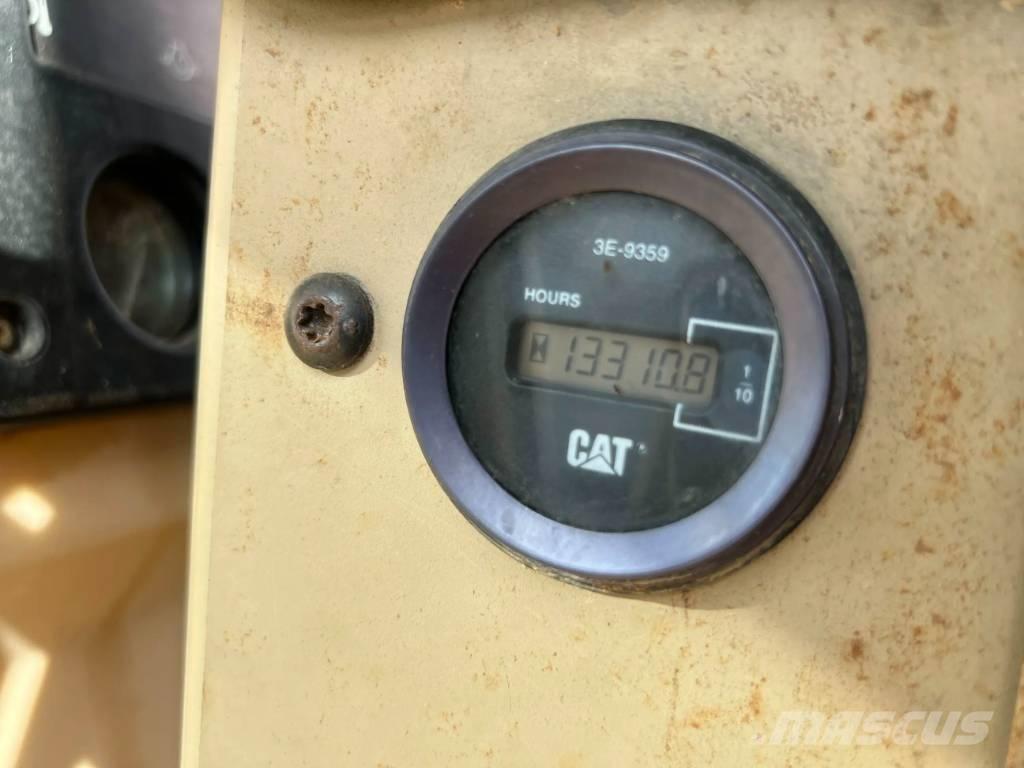 CAT 140H Grejdery