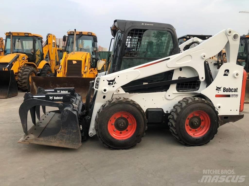 Bobcat S770 Šmykom riadené nakladače