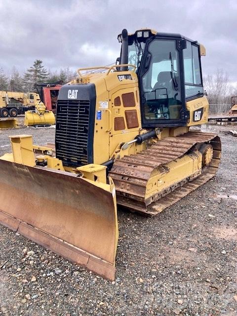 CAT D 3 K 2 LGP Pásové dozéry