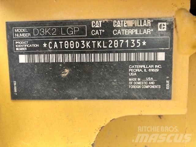CAT D 3 K 2 LGP Pásové dozéry