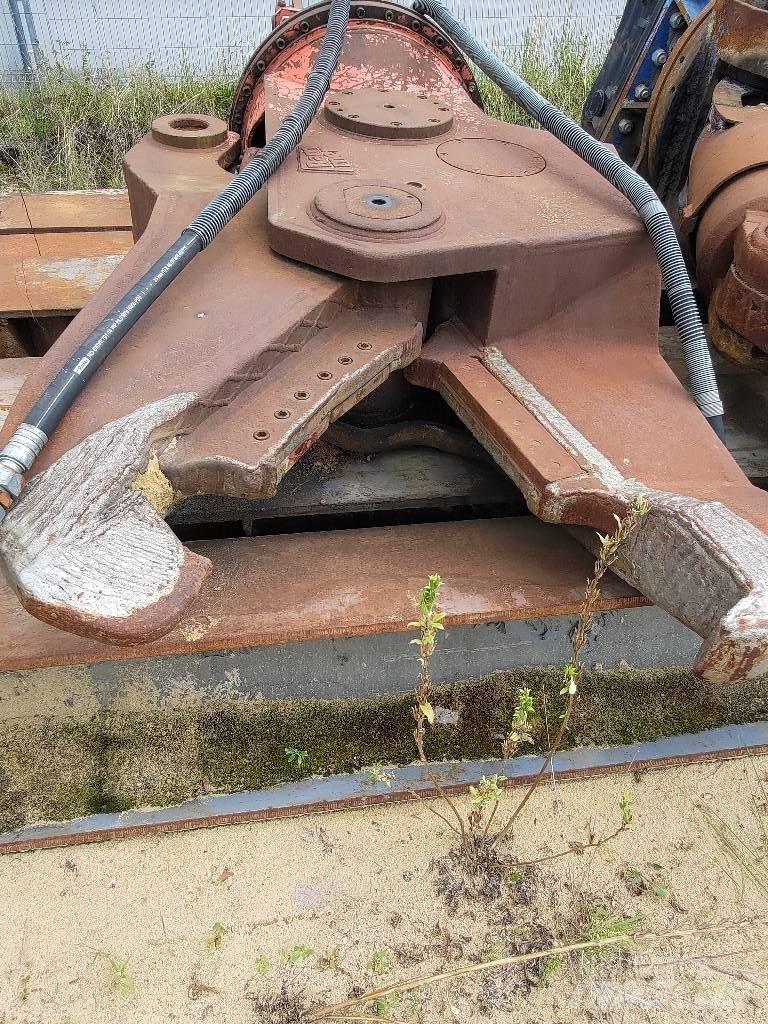 Rammer RC 22N Frézy, nožnice