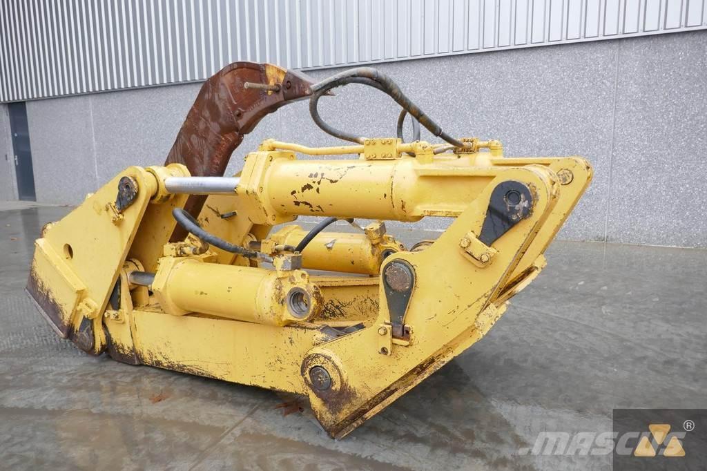 CAT D9H Ripper Ďalšie komponenty