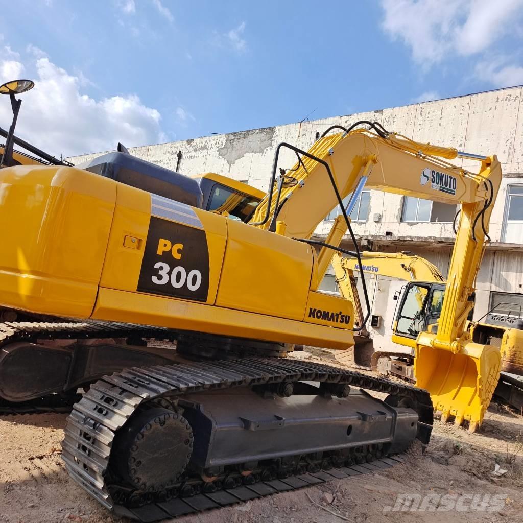 Komatsu PC 300 Pásové rýpadlá