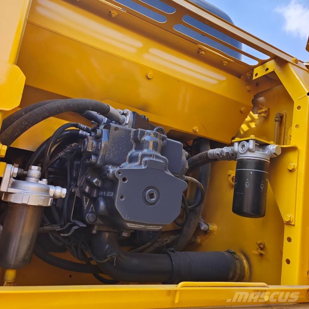 Komatsu PC 300 Pásové rýpadlá