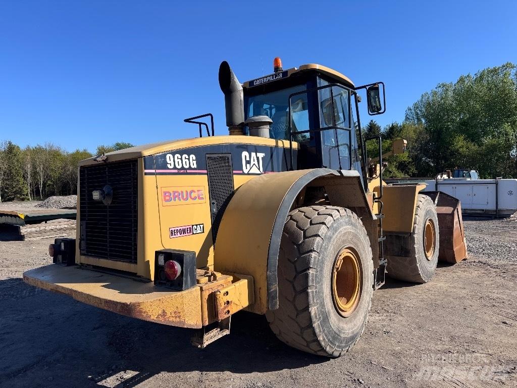 CAT 966 G Kolesové nakladače