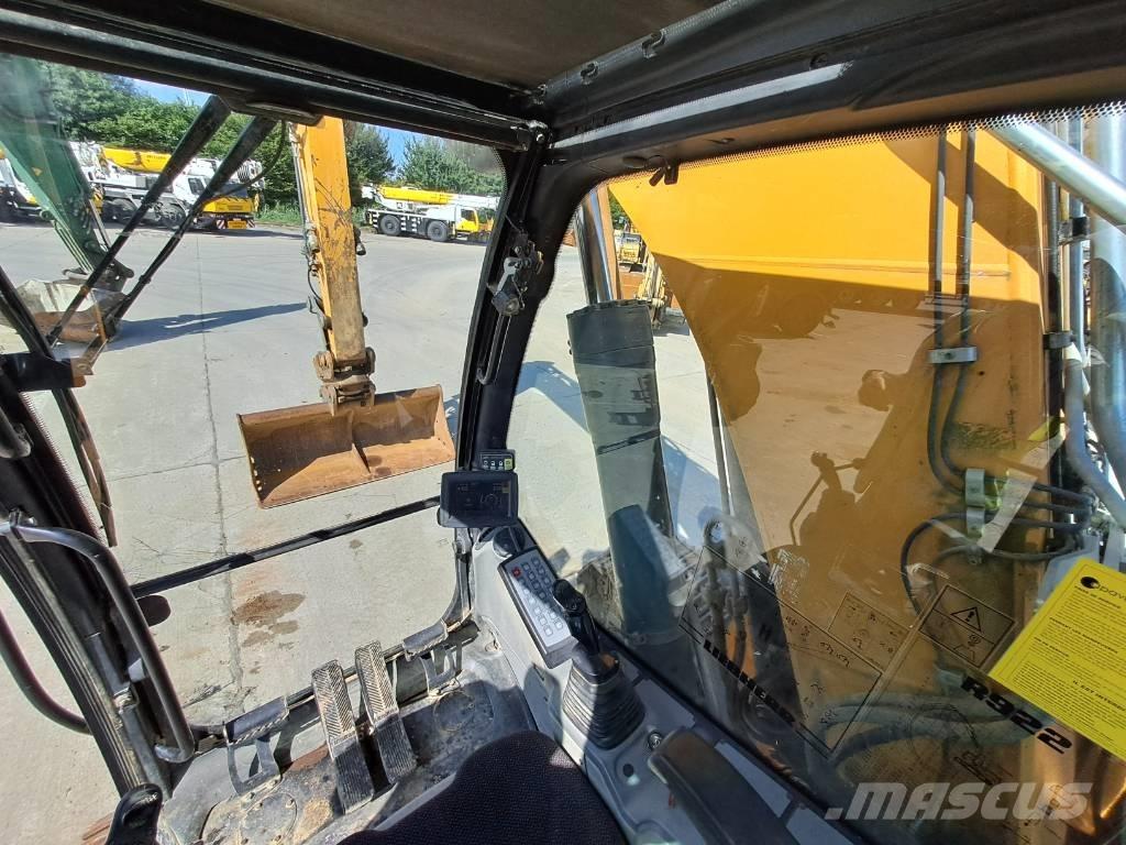 Liebherr R922LC Pásové rýpadlá