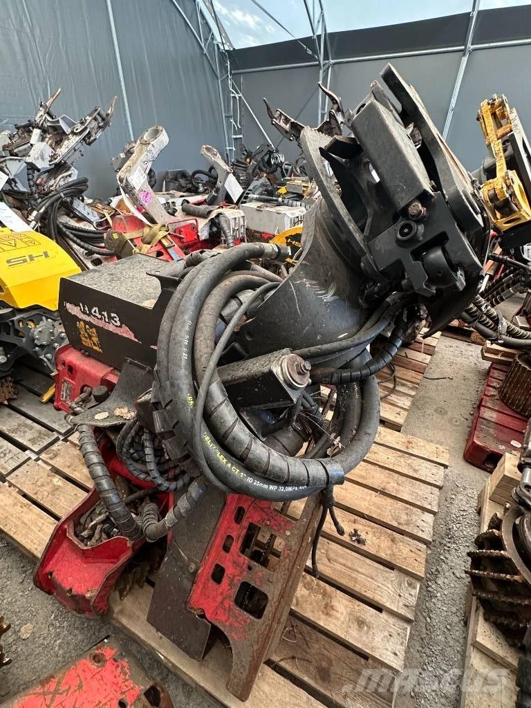 Waratah 413 Žatevné hlavy