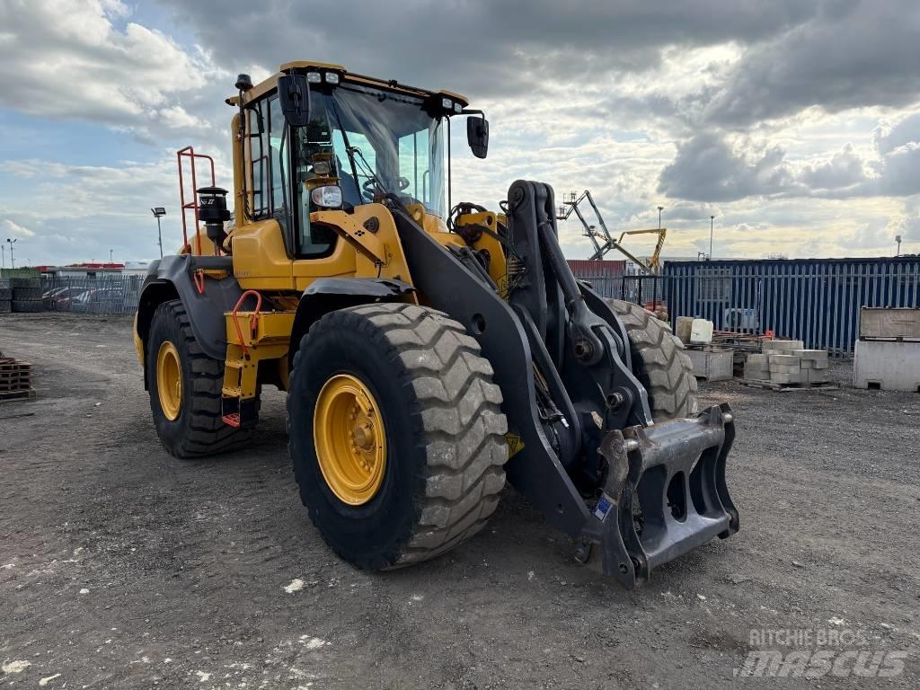 Volvo L 110 H Kolesové nakladače