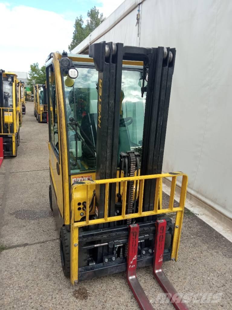 Hyster J 1.8 XN Akumulátorové vozíky