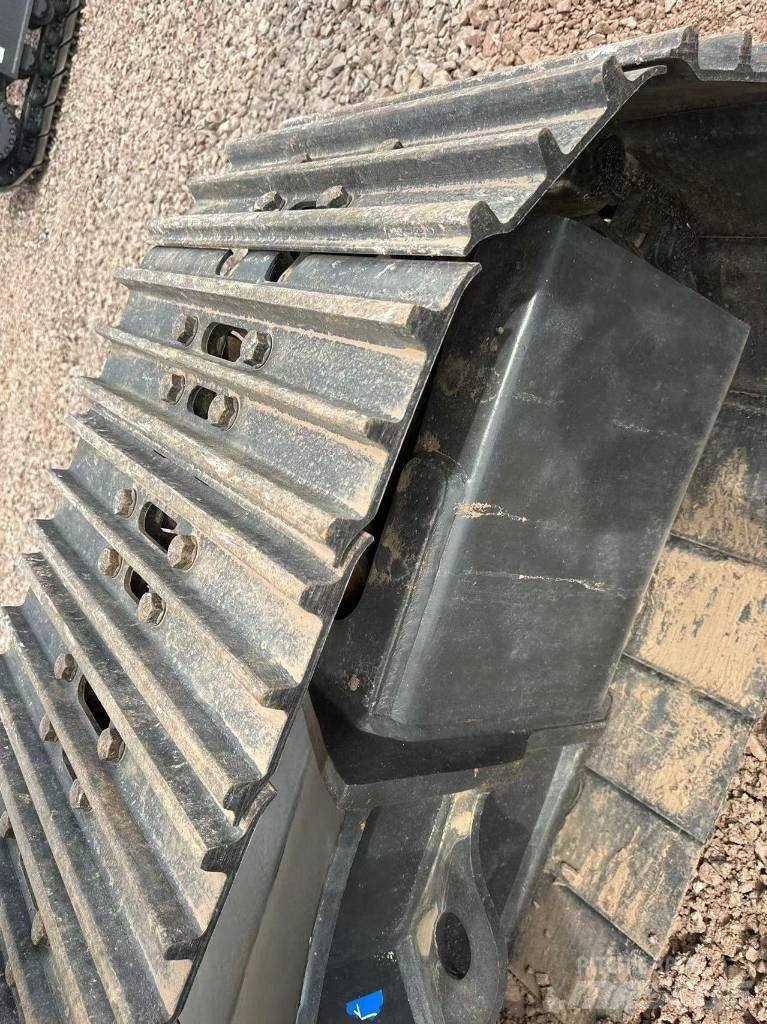 Volvo EC 240 Pásové rýpadlá