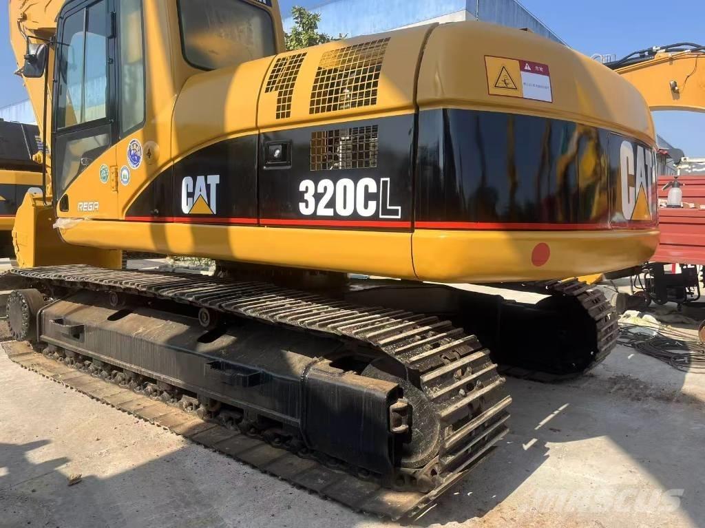 CAT 320 C L Pásové rýpadlá