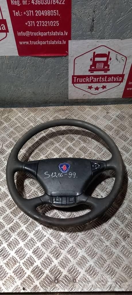 Scania R 440    1495393 Kabíny a interiér